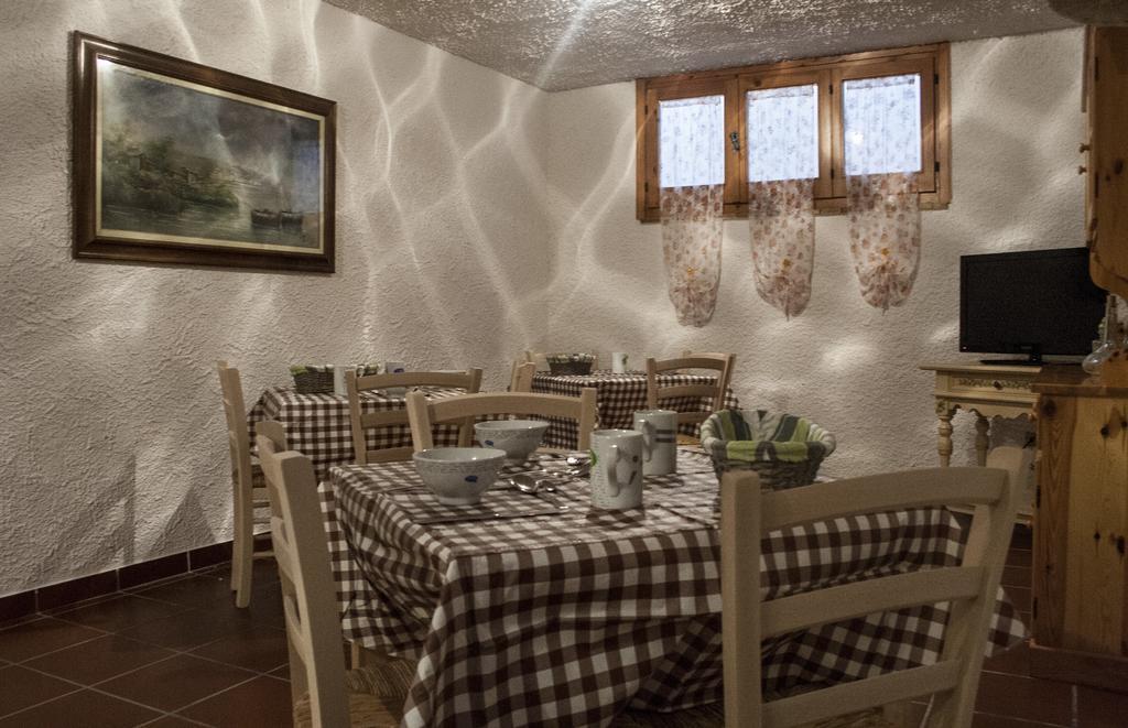 Casale Delle Rose B&B Fattoria Montepagano Eksteriør billede